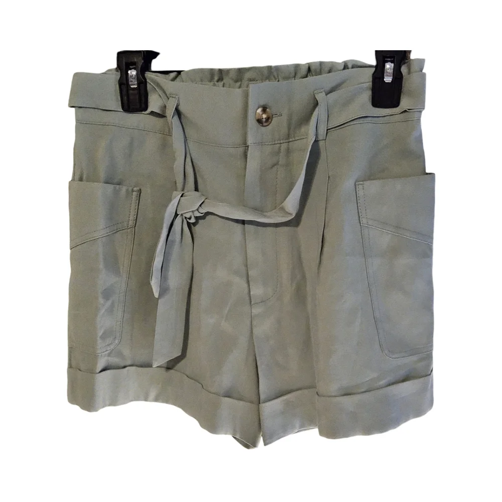 1 NWOT Size Small Women's Sage Green Shorts by Steve Madden